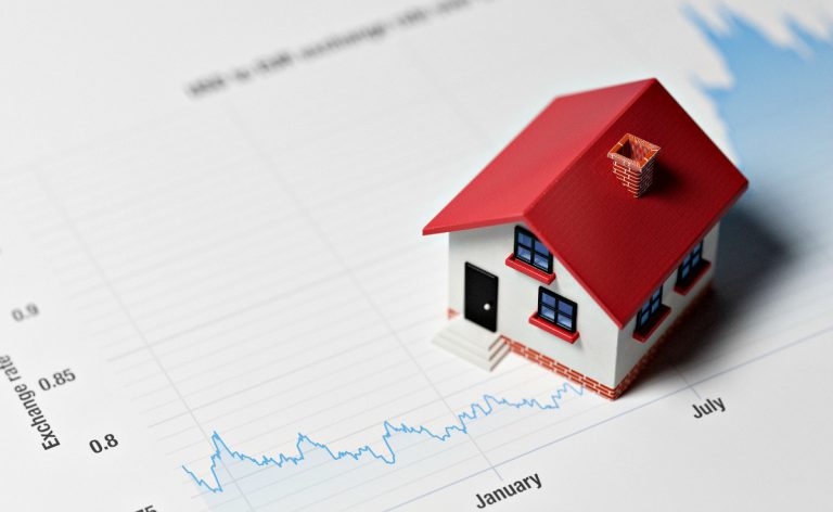The Benefits of Investing in the Real Estate Housing Market: Growth Potential and Diversification