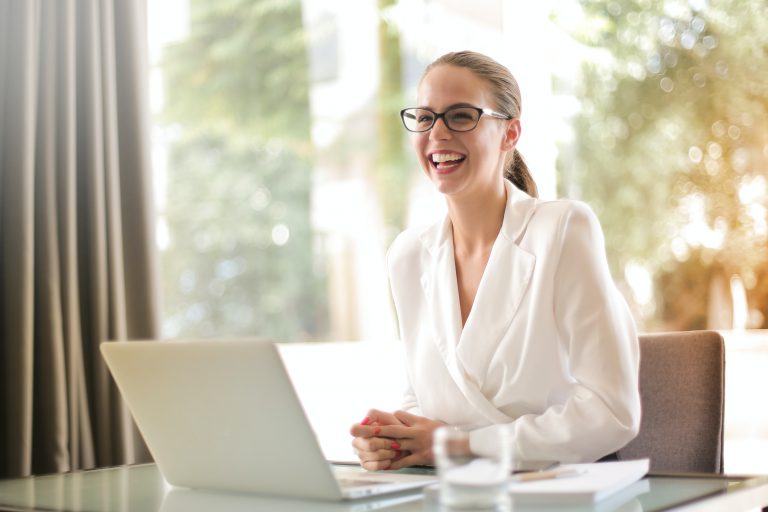 Maximizing Your Earnings With Affiliate Marketing Websites:Tips and Tricks