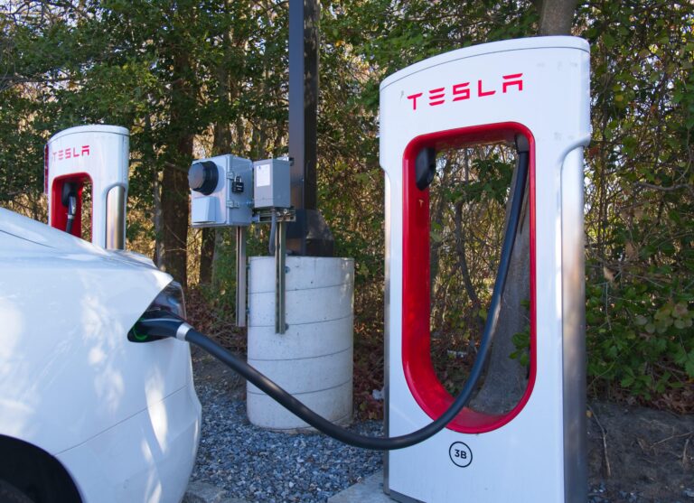 How Does a Tesla Supercharger Work? A Comprehensive Guide