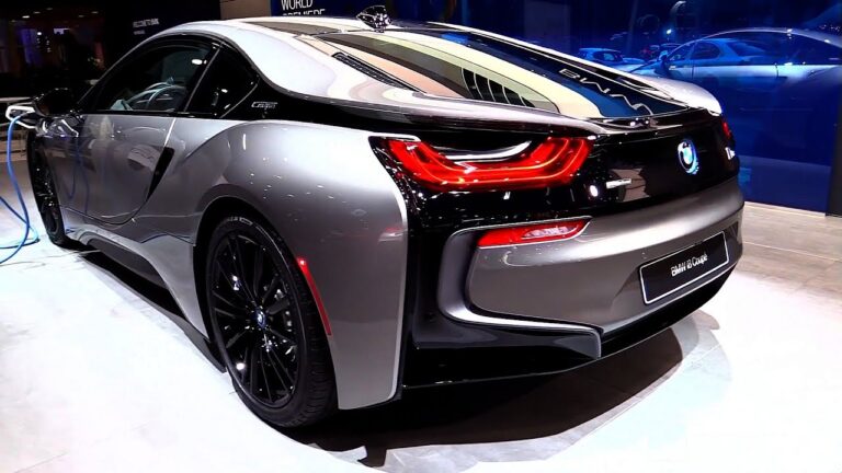 BMW i8: Tips and Tricks to Ride Like a Pro