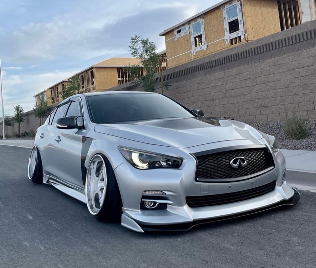 Infiniti Q50